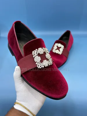 *Manolo Blahnik Carlton Crystal-Buckle Loafers