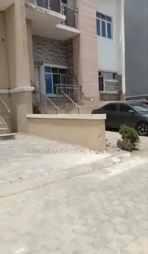 4bdrm Duplex in Wuye Abuja for sale