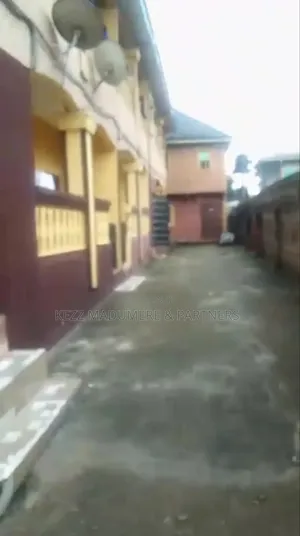 8bdrm Block of Flats in Opobo Road , Aba , for sale