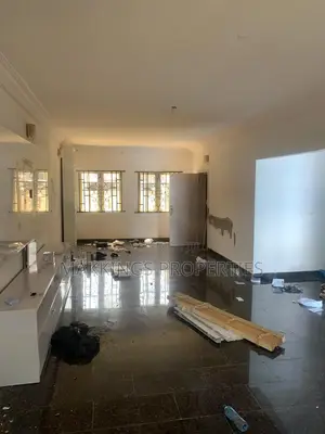 3bdrm Duplex in Megamound Estate, Ikota for rent