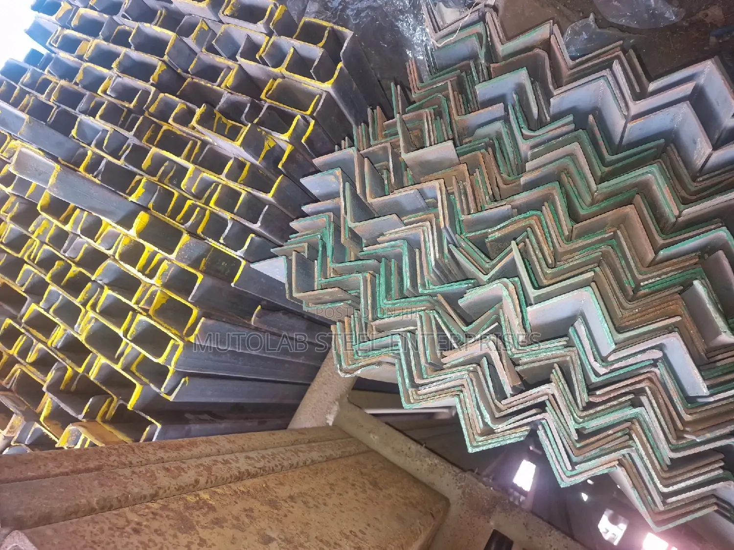 Angle Iron Different Sizes and Thickness