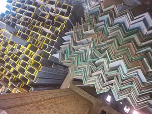 Angle Iron Different Sizes and Thickness