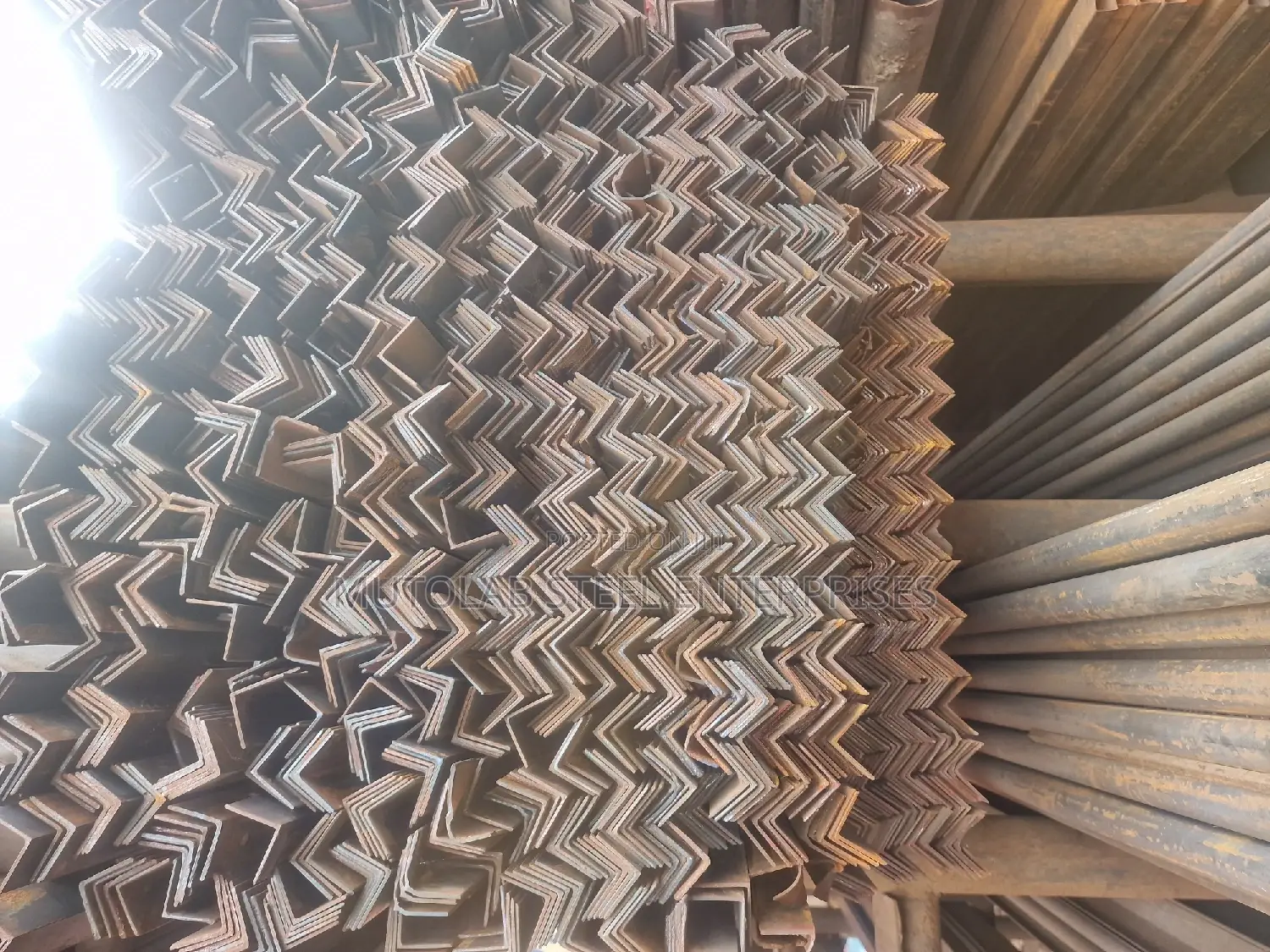 Angle Iron Different Sizes and Thickness