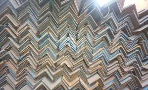 Angle Iron Different Sizes and Thickness