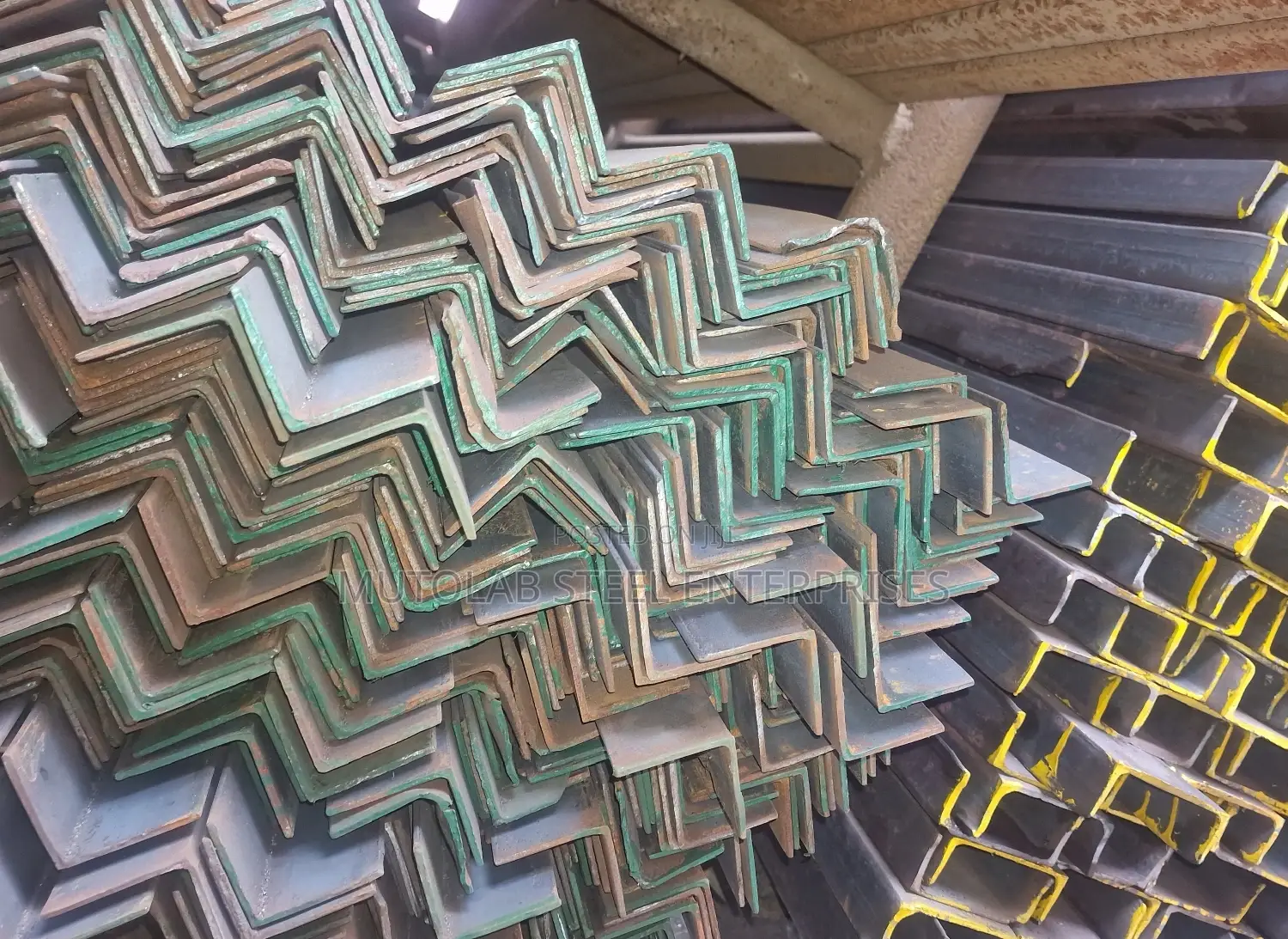 Angle Iron Different Sizes and Thickness