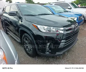 Toyota Highlander 2016 Black