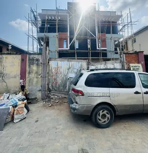 4bdrm Duplex in Gbagada Lagos for sale