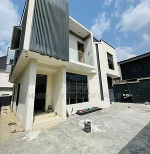 4bdrm Duplex in Magodo Phase 1 Lagos for sale