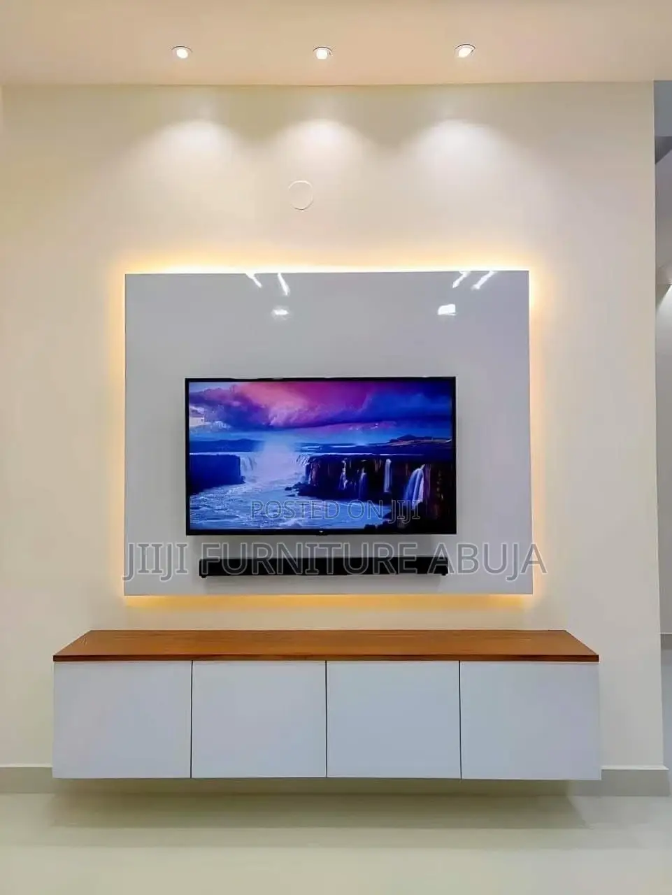 Potable Led Tv  Stand.