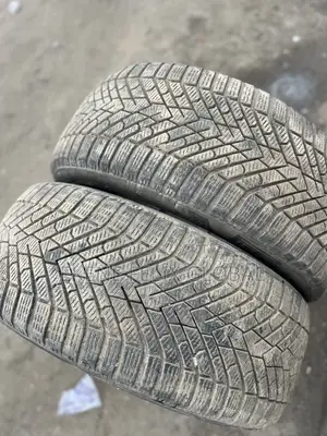 275/40/22 High Quality Tokunbo