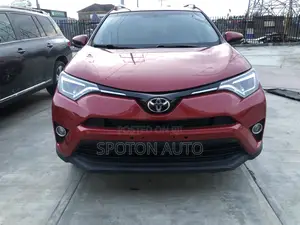 Toyota RAV4 XLE AWD (2.5L 4cyl 6A) 2017 Red