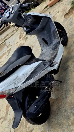 Kymco Xciting 2014 White