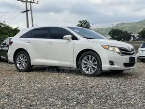 Toyota Venza LE 4dr Wagon (2.7L 4cyl 6A) 2015 White