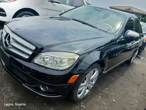 Mercedes-Benz C300 2010 Black