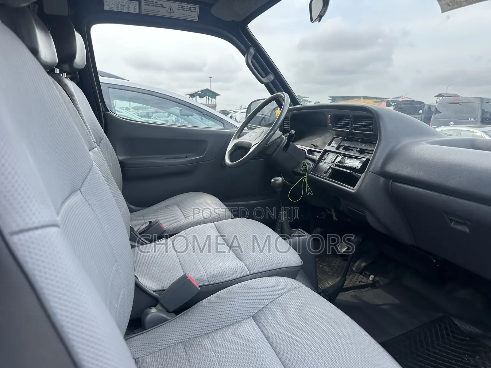 Toyota HiAce 2004 Blue