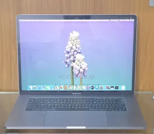 Laptop Apple MacBook Pro 2019 16GB Intel Core i7 SSD 256GB