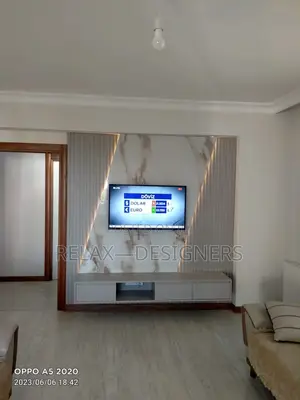 Potabl. Z. Tv  Stand
