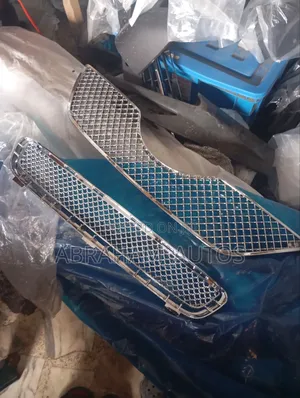 Up and Down Grille for Toyota Camry 2008 Available as Seen