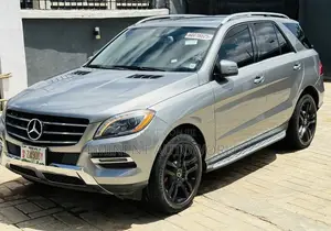 Mercedes-Benz M Class ML350 4MATIC 4dr SUV AWD (3.5L 6cyl 7A) 2014 Gray
