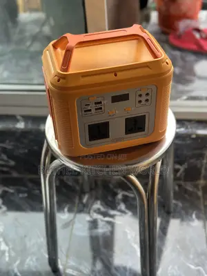 500 Watts Solar Generator