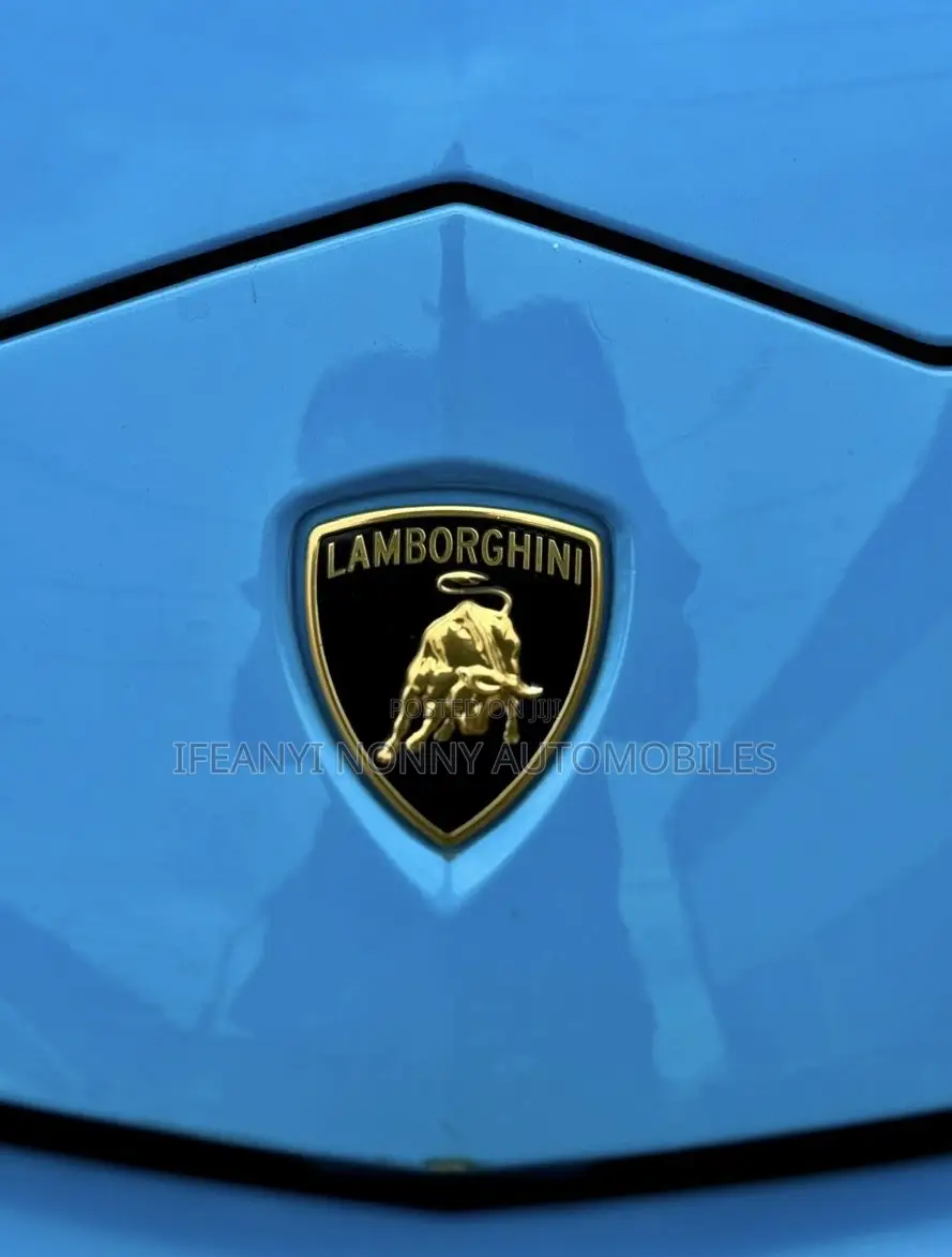 Lamborghini Urus Base 4dr AWD 2020 Blue