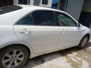 Toyota Camry Hybrid 2009 White