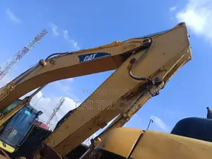 E-408 Caterpillar Excavator