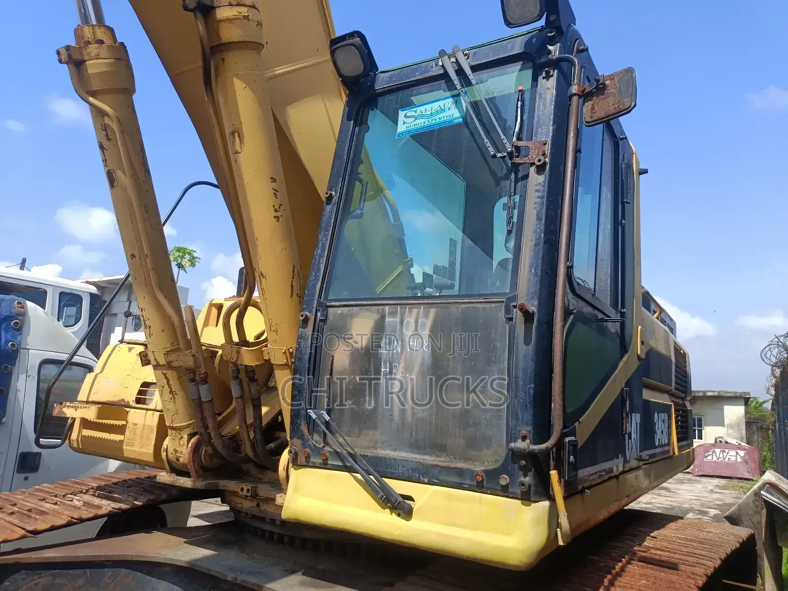 E-408 Caterpillar Excavator