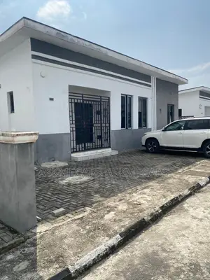 3bdrm Duplex in Gra, Abijo for rent