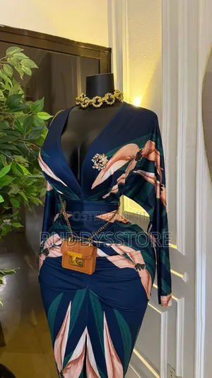 Luxury Floral Print Maxi Dress | Elegant Deep v Bodycon Style