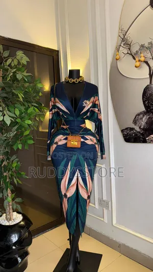 Luxury Floral Print Maxi Dress | Elegant Deep v Bodycon Style