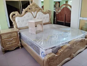 Standard Royal Bed Set