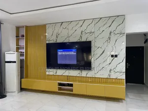 Acrilic Tv Console