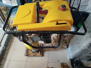 Tamping Ramer Machine.
