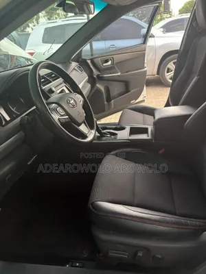 Toyota Camry LE 4dr Sedan (2.5L 4cyl 6A) 2016 White