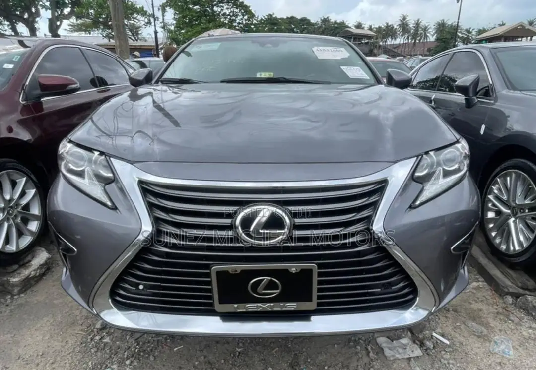 Lexus ES 2015 Gray