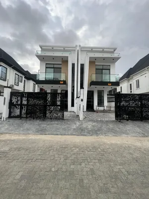 4bdrm Duplex in Lekki Phase 2 for sale
