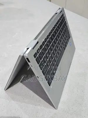 Laptop HP EliteBook x360 1030 G8 16GB Intel Core i5 SSD 256GB