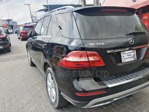 Mercedes-Benz M Class 2013 Black