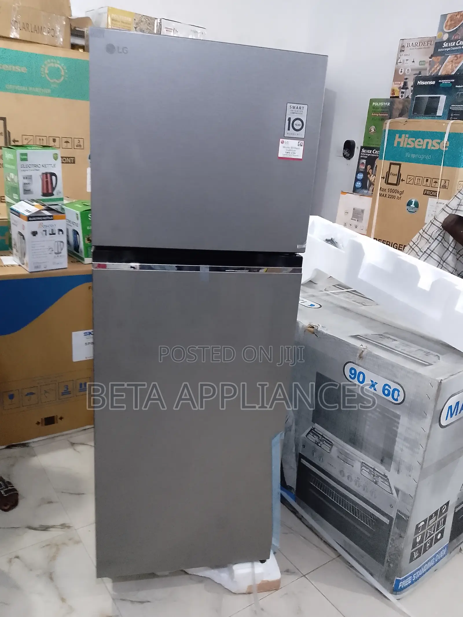 Modern Design Refrigerator That Complements Any Kitchen Décor.Re
