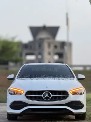 Mercedes-Benz C300 2022 White