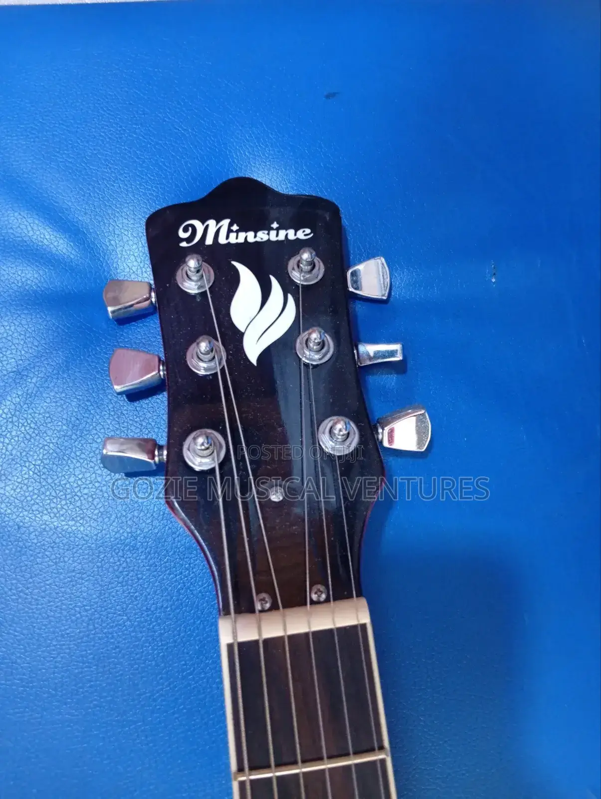 Minsine 6 Strings Electric Guitar With Amazing Sound