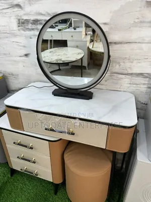 Dressing Mirror With Side Stool