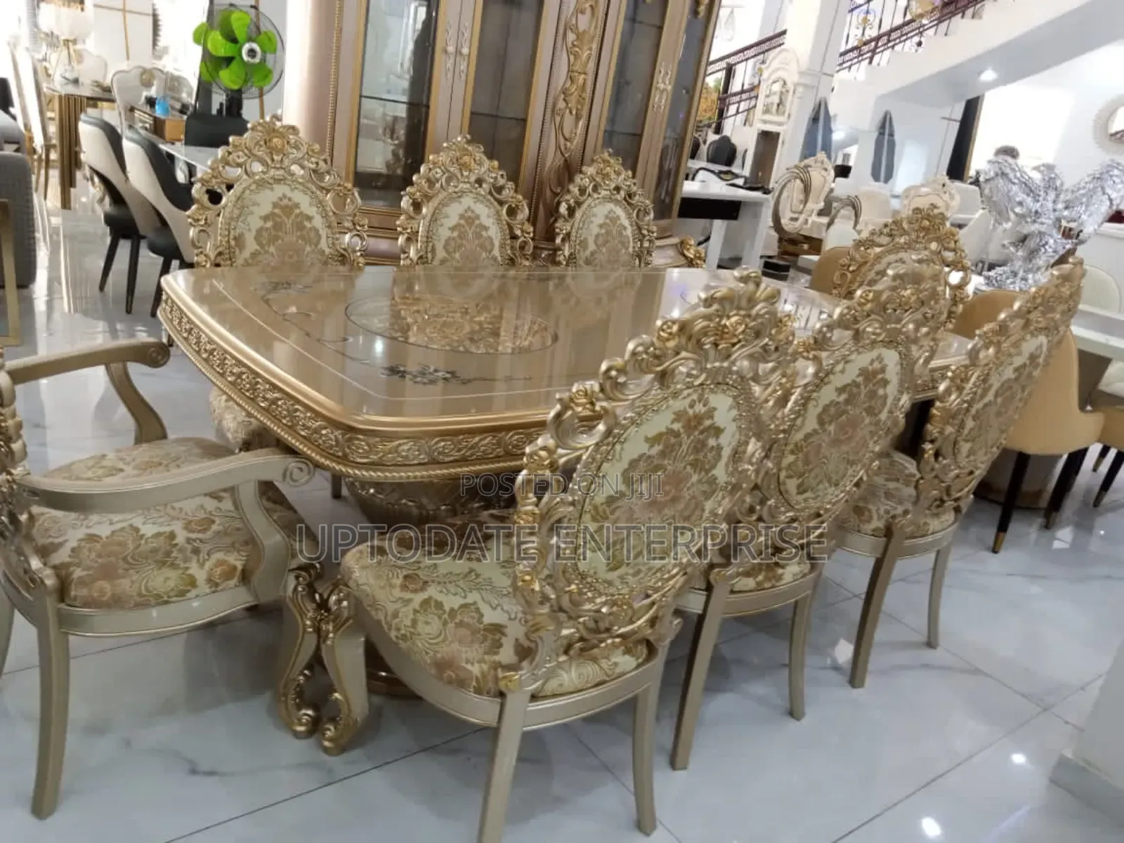 Luxury Dining Experience