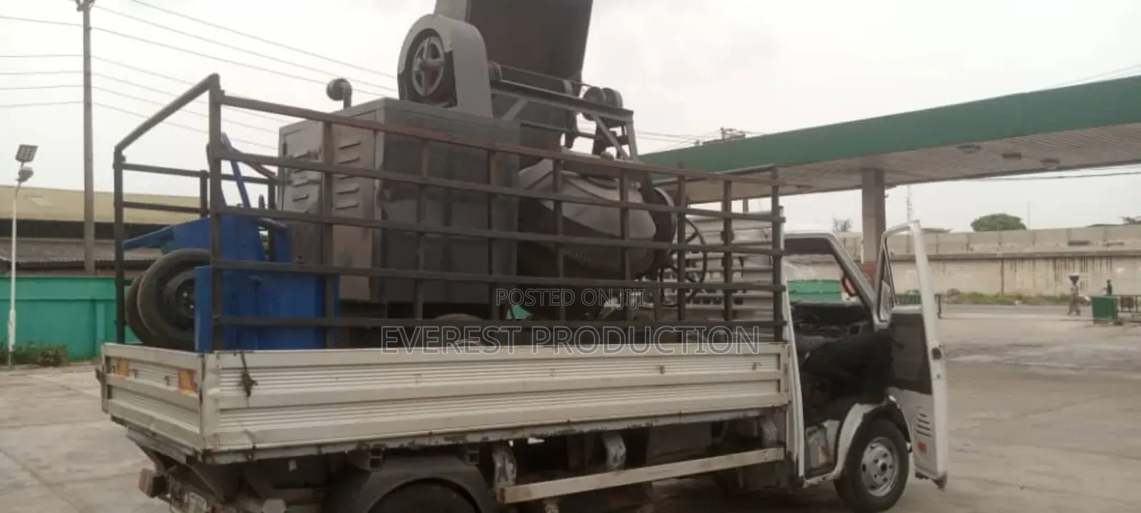 Crane Concrete Mixer