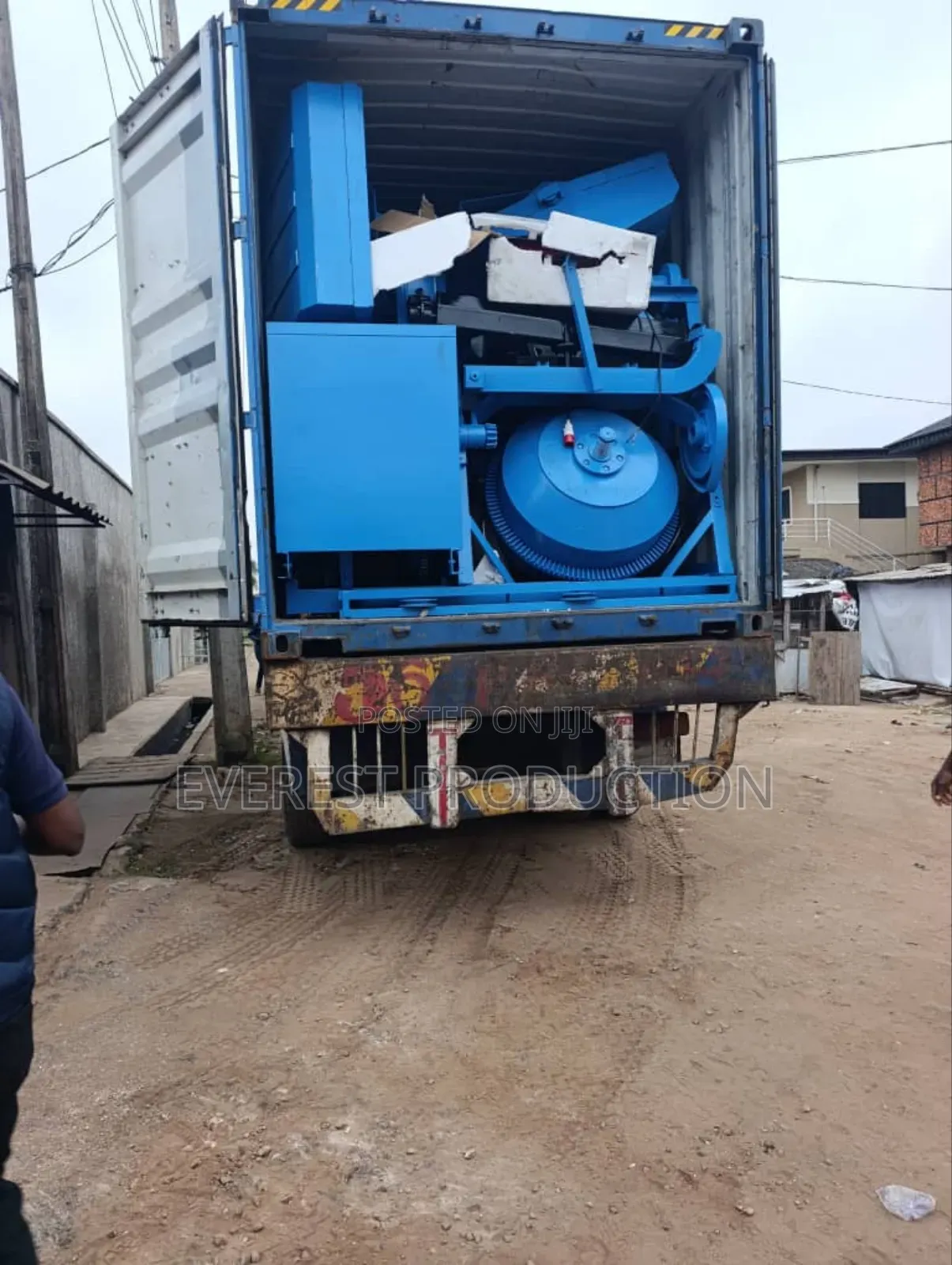 Crane Concrete Mixer