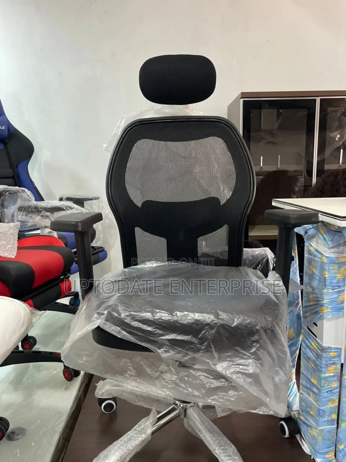 Neck and Shoulder Support Office Chair