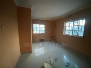 3bdrm Apartment in Amen Ville Estate, Ado / Ajah for rent