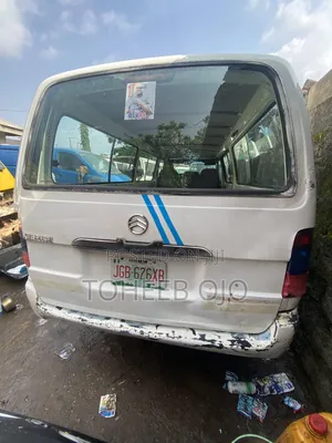 Toyota HiAce 1998 Silver