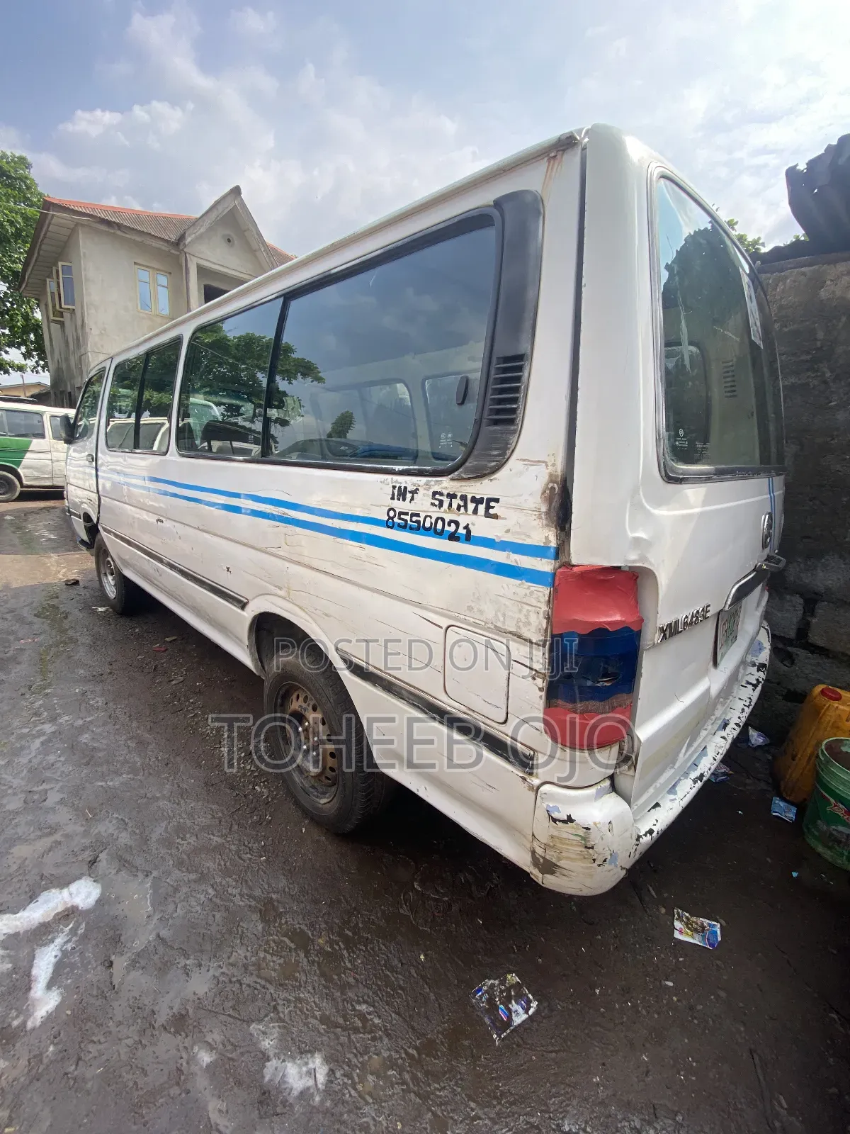 Toyota HiAce 1998 Silver